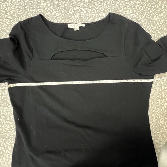 Boston Proper Cut-out T-Shirt - Picture 3 of 5